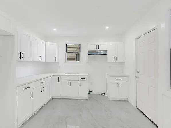4613 Foster Ave, Brooklyn, NY 11203