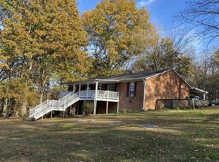 631 Holt Hollow Rd, Prospect, TN 38477