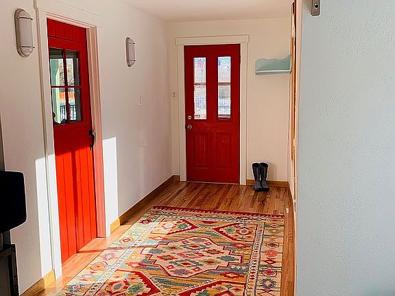 Big welcoming entryway