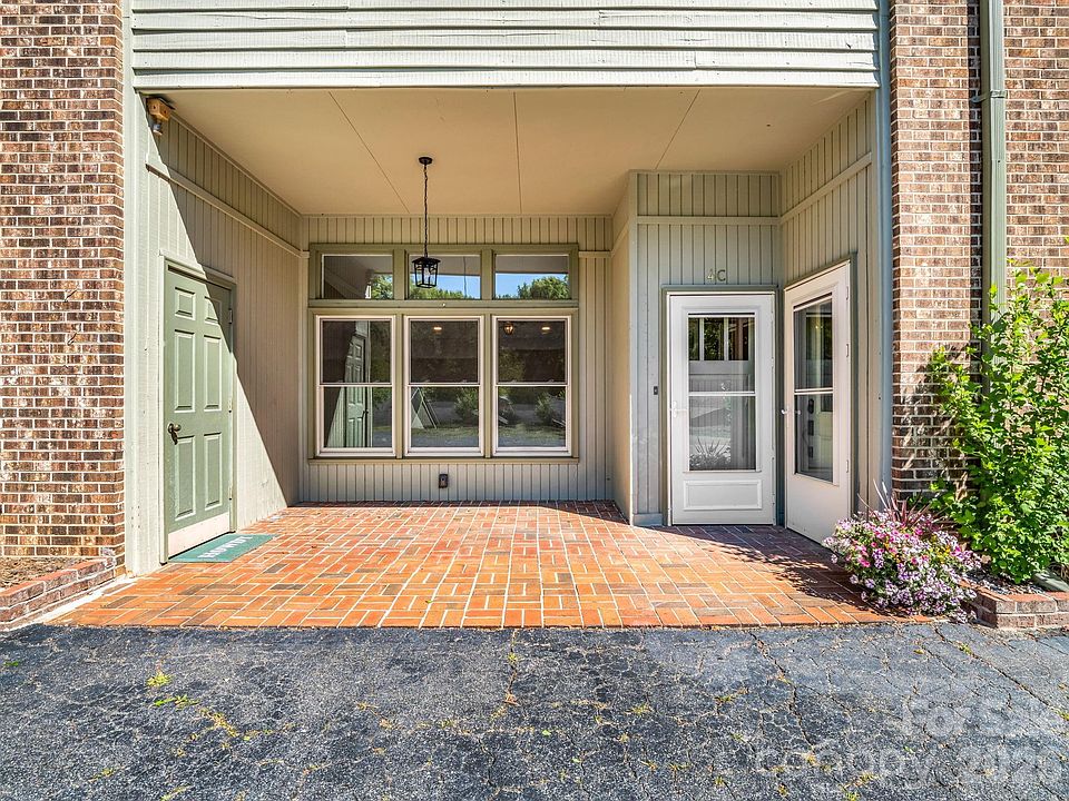 1st image of 44 Jervey Rd APT 4C
