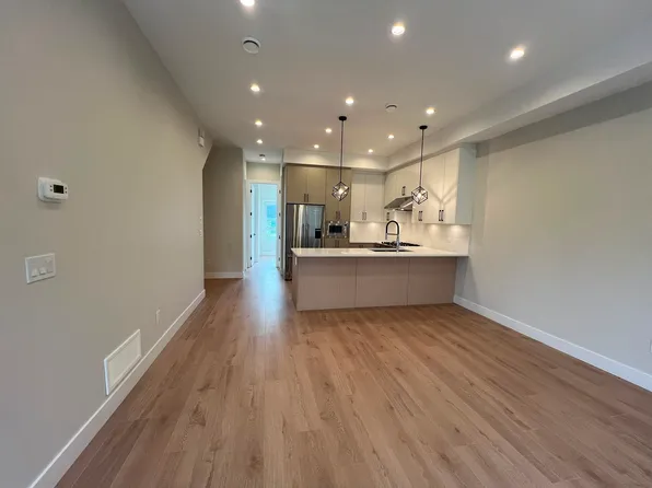 3033 Shell Rd #2, Richmond, BC V6X 2P1
