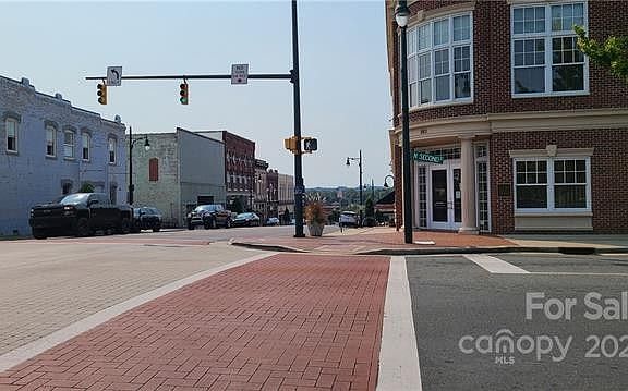 5th image of 12345 Parkwest Dr #Gfiqc4