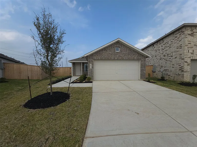 26930 Cascade Sunrise St — Photo 2