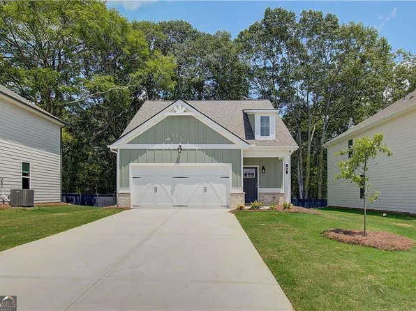 80 Hydrangea Cir, Fairburn, GA 30213