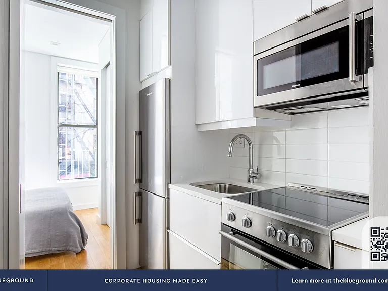 137 Thompson St #3 — Photo 4