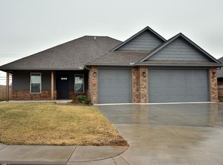 6704 N Ann Arbor Ave, Warr Acres, OK 73132