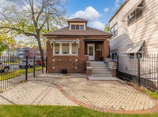 8358 S Muskegon Ave, Chicago, IL 60617