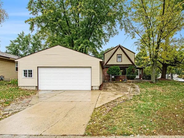 3051 Byron Center Ave SW, Wyoming, MI 49519