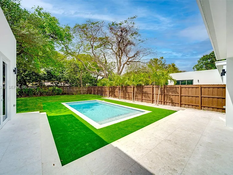 8990 N Miami Ave — Photo 51