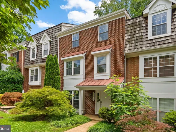 5904 Edson Ln, Rockville, MD 20852