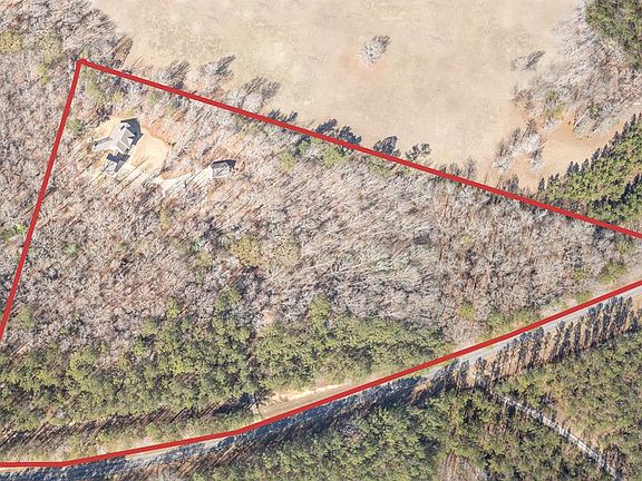 2nd image of 1652 Pierce Rd