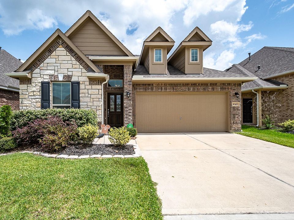 1st image of 10423 Sun River Falls Dr