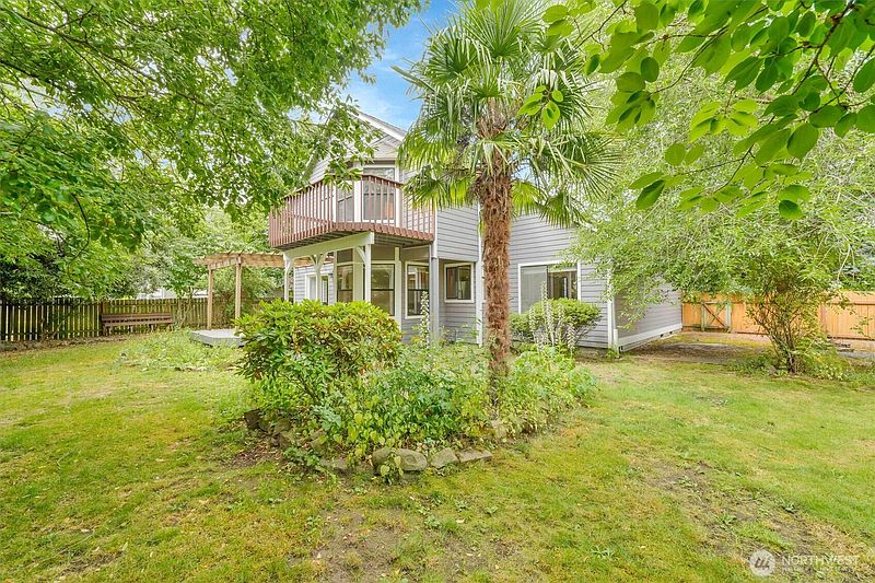 3rd image of 205 Spring Place