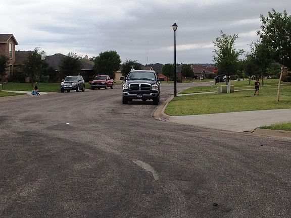 2nd image of 5801 Lyndhurst Dr