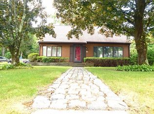 10 Hiltz Ave, Lakeville, MA 02347