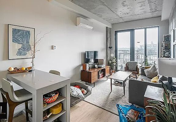 4th image of 815 Flatbush Ave #712