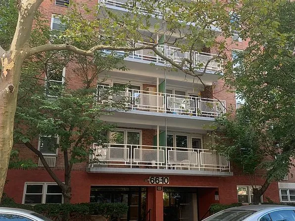 66-10 Thornton Pl #5D, Rego Park, NY 11374