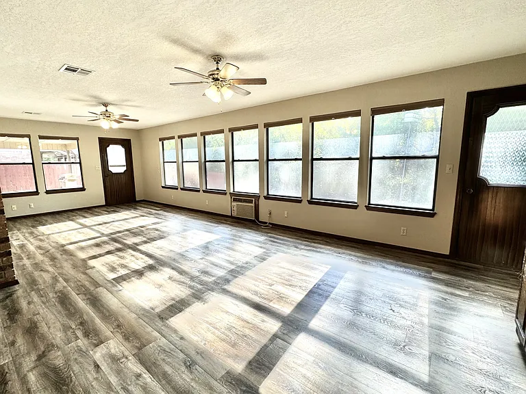 1414 Quail Creek Dr — Photo 14