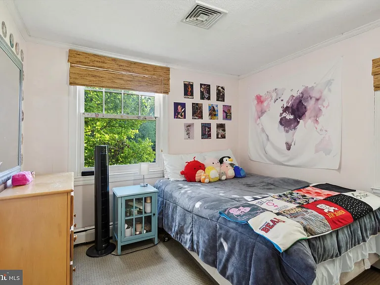 626 Lakeside Ave — Photo 15