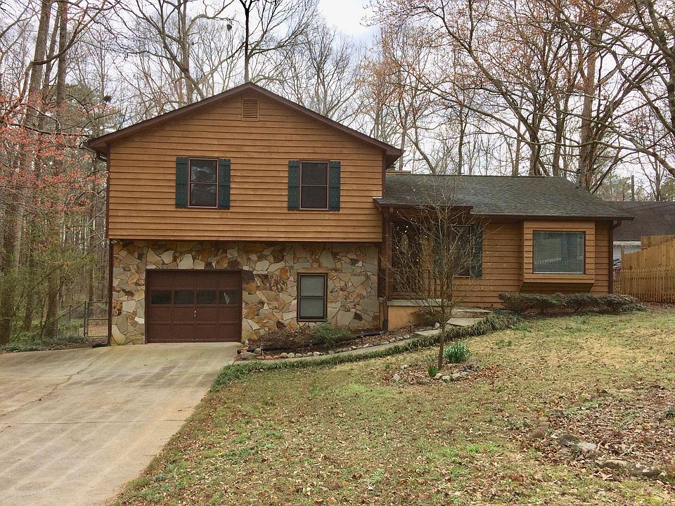 1410 Beechwood Circle, Lawrenceville