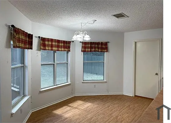 713 Catumet Dr — Photo 13