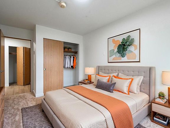 5th image of 3444 Erickson St APT 203