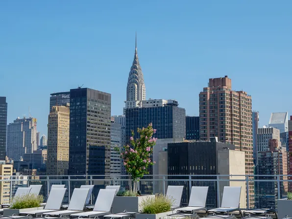 300 East 34th Street image 19 of 47