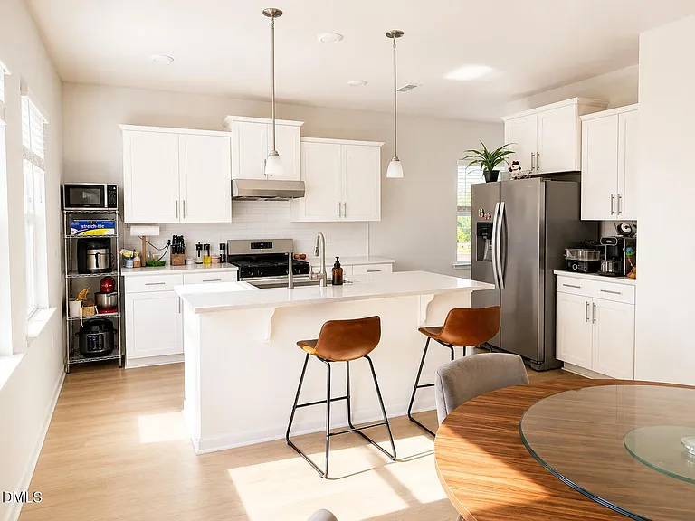 3010 Evertonian Pl — Photo 8
