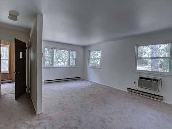5th image of 13 Lafayette Dr #C