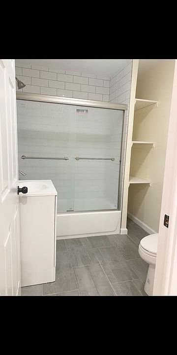 2nd image of 16 Wall St APT 1