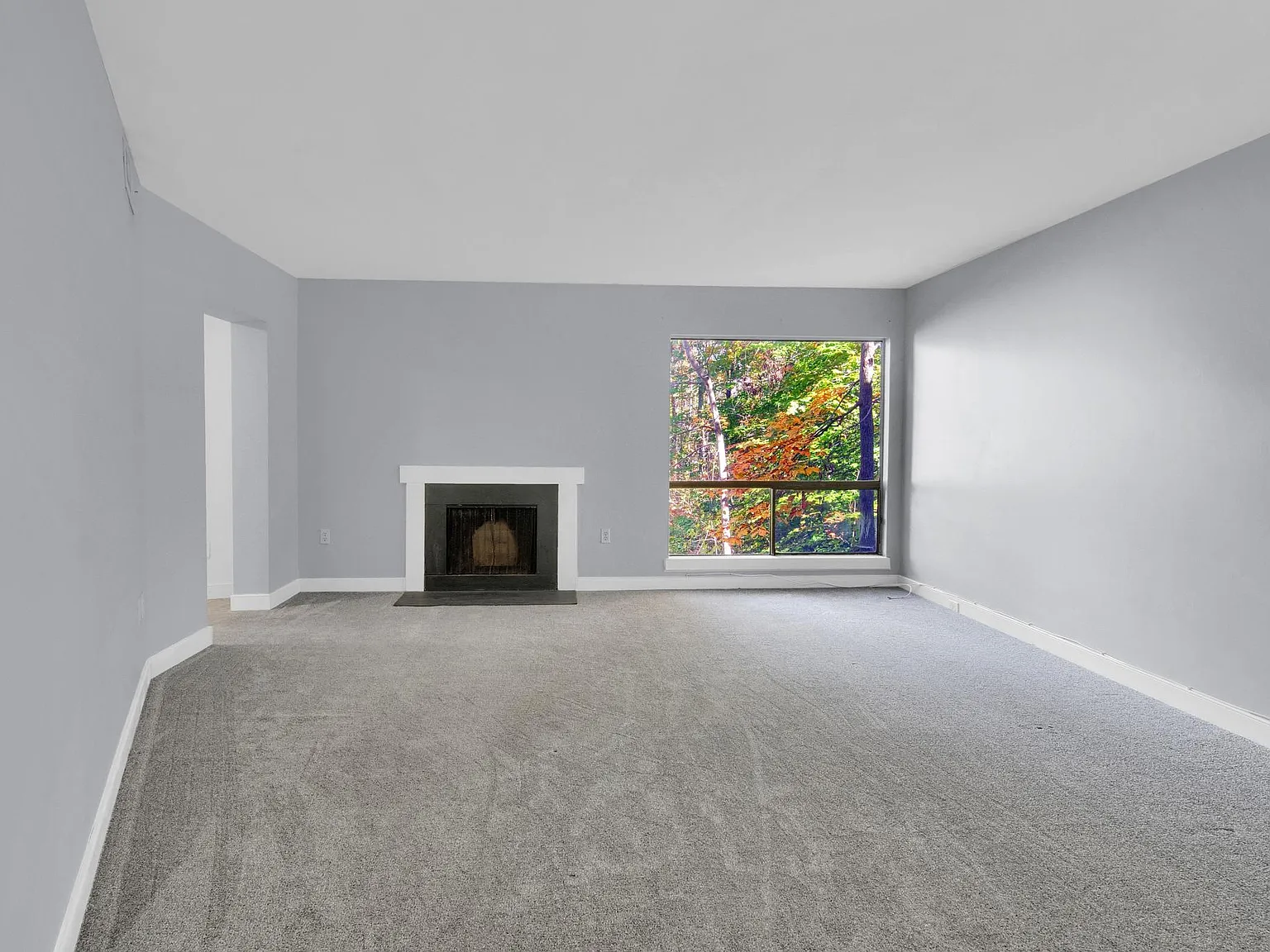 1 bed, 811 sqft, $1,545 — Photo 3