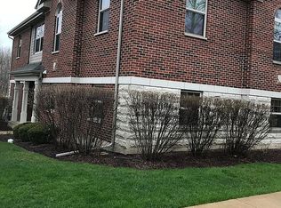 27W729 Hodges Way, Winfield, IL 60190