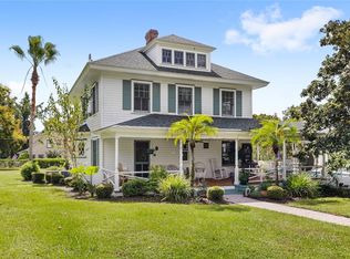 442 E 3rd Ave, Mount Dora, FL 32757