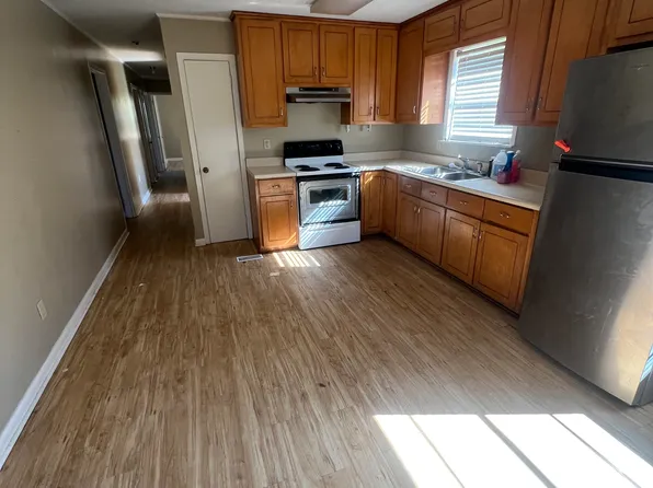 201 W King St, Sylvester, GA 31791