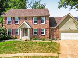 2546 Willow Knoll Dr, Saint Louis, MO 63129