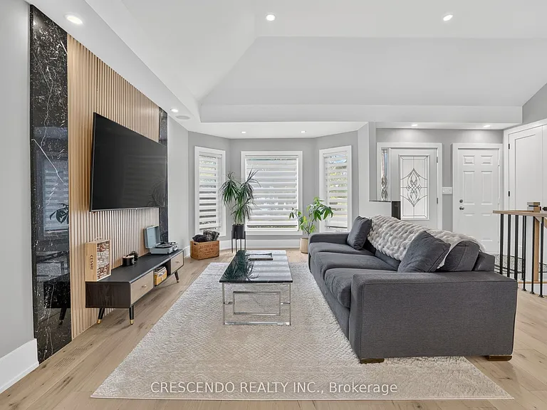 15 Southbury Manor Dr — Photo 12