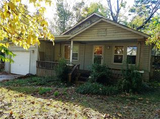 1117 N 24th St, Van Buren, AR 72956