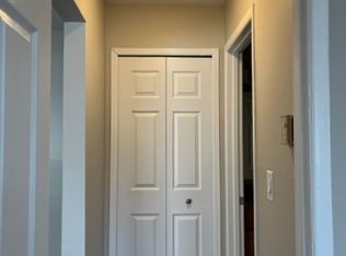 847 Ludlow Ave APT 202, Rochester, MI 48307