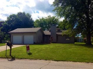 1467 E Zinnia Dr, Bloomington, IN 47401