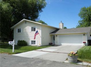 586 Wheatstone Dr S, Billings, MT 59102