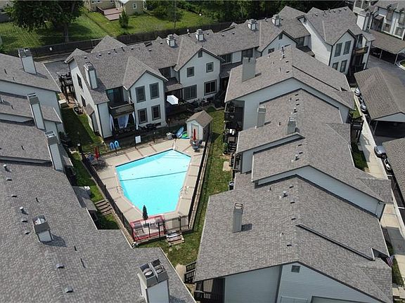 3rd image of 7442 Nall Ave