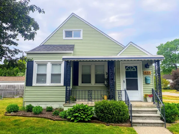 633 N Washington Ave, Clawson, MI 48017
