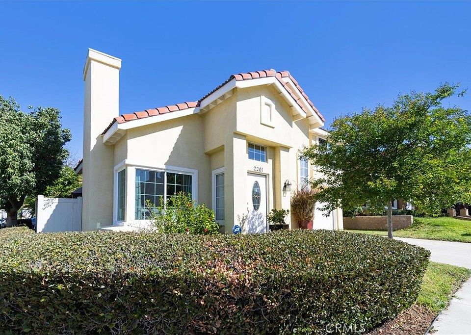1st image of 2201 Cabana Ct