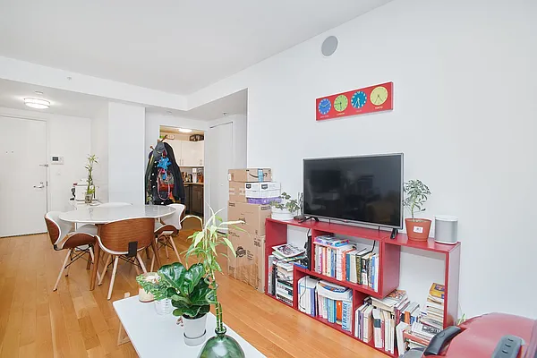Rented by Keller Williams NYC | media 12