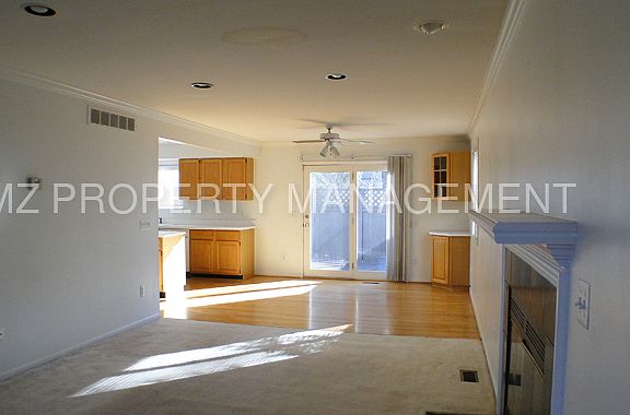 4th image of 1131 Otter Ave