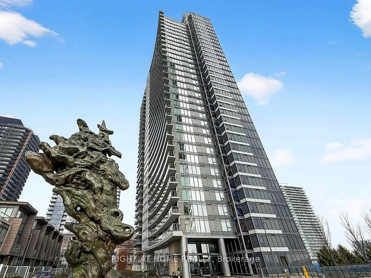 2 bed, $2,500 — Photo 1