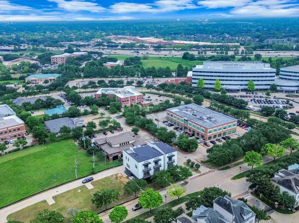 1135 Lake Pointe Pkwy