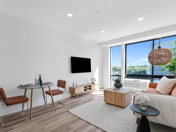 54 Flagship Street image 23 of 33