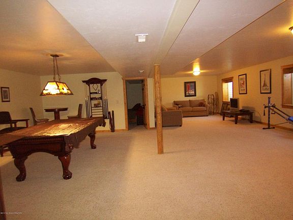 5th image of 1690 Proudfoot Ln
