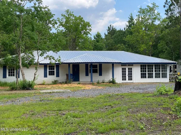 9308 Elmer Jones Rd, Moss Point, MS 39562